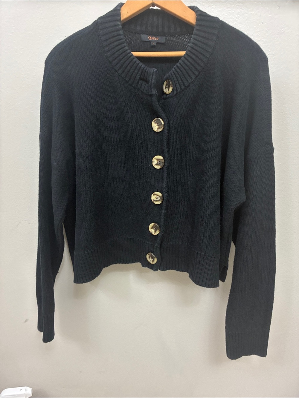 Quince Black Crewneck Cardigan sweater Size Large Tortoise Buttons 100% Cotton